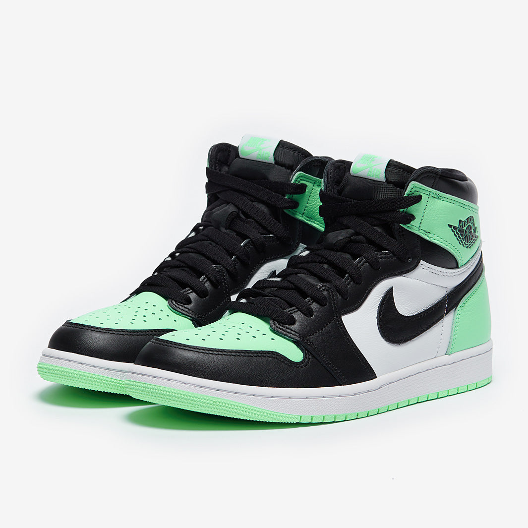 Air Jordan 1 Retro High OG - White/Black/Green Glow  display picture 3