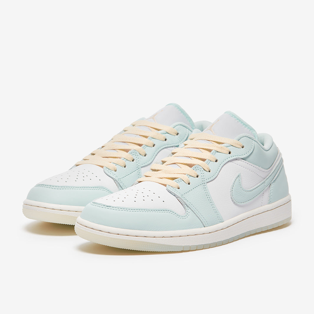 Air Jordan 1 Low SE - Glacier Blue/Sea Glass/Summit White  display picture 1
