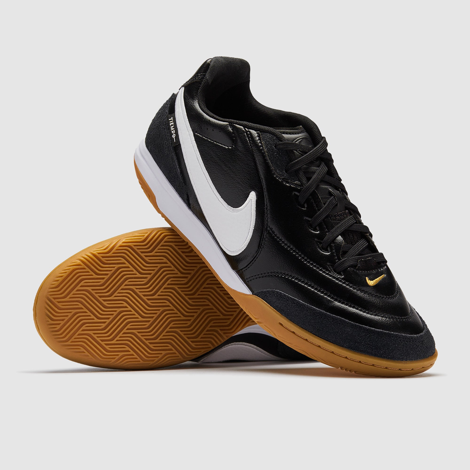 Nike Tiempo ブラック キルティングシューズ Nike Tiempo StreetGato - Black/White - Adult Boots