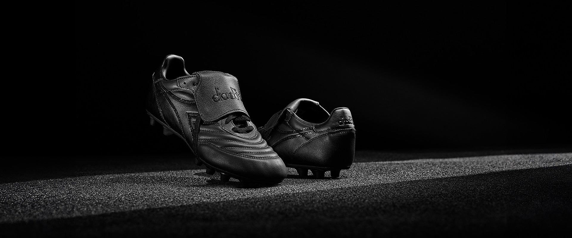 diadora Brasil サッカーシューズ ブラック Diadora Brasil Classico Leather FG - Black/Black - Adult Boots