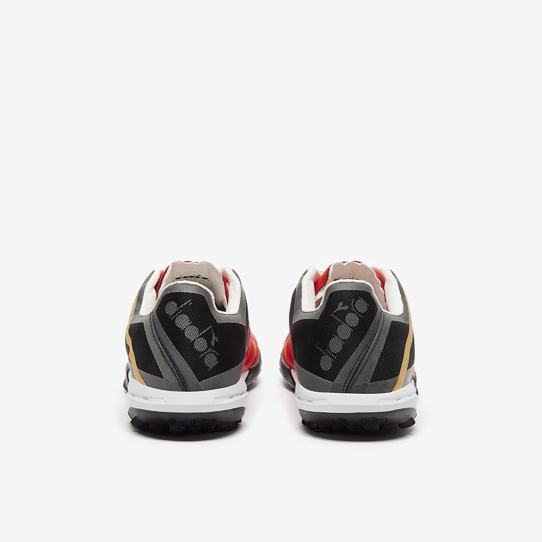 Diadora サッカーシューズ ホワイト/ブラック/レッド Diadora Brasil Sala Elite Turf - Milano Red/White/Black - Adult Boots