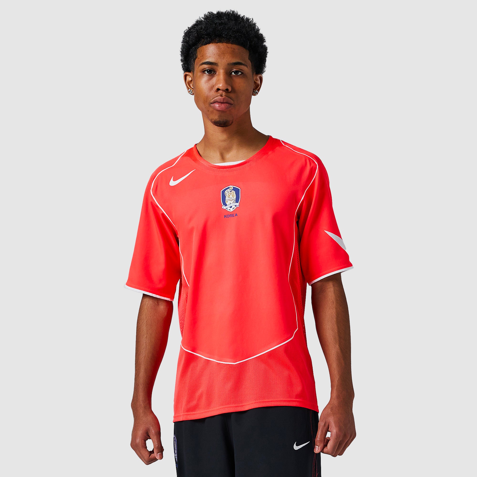 Nike サッカーシャツ 赤 Korea Lサイズ Nike South Korea 2004 Re-Issue Shirt - Laser Crimson/White/White