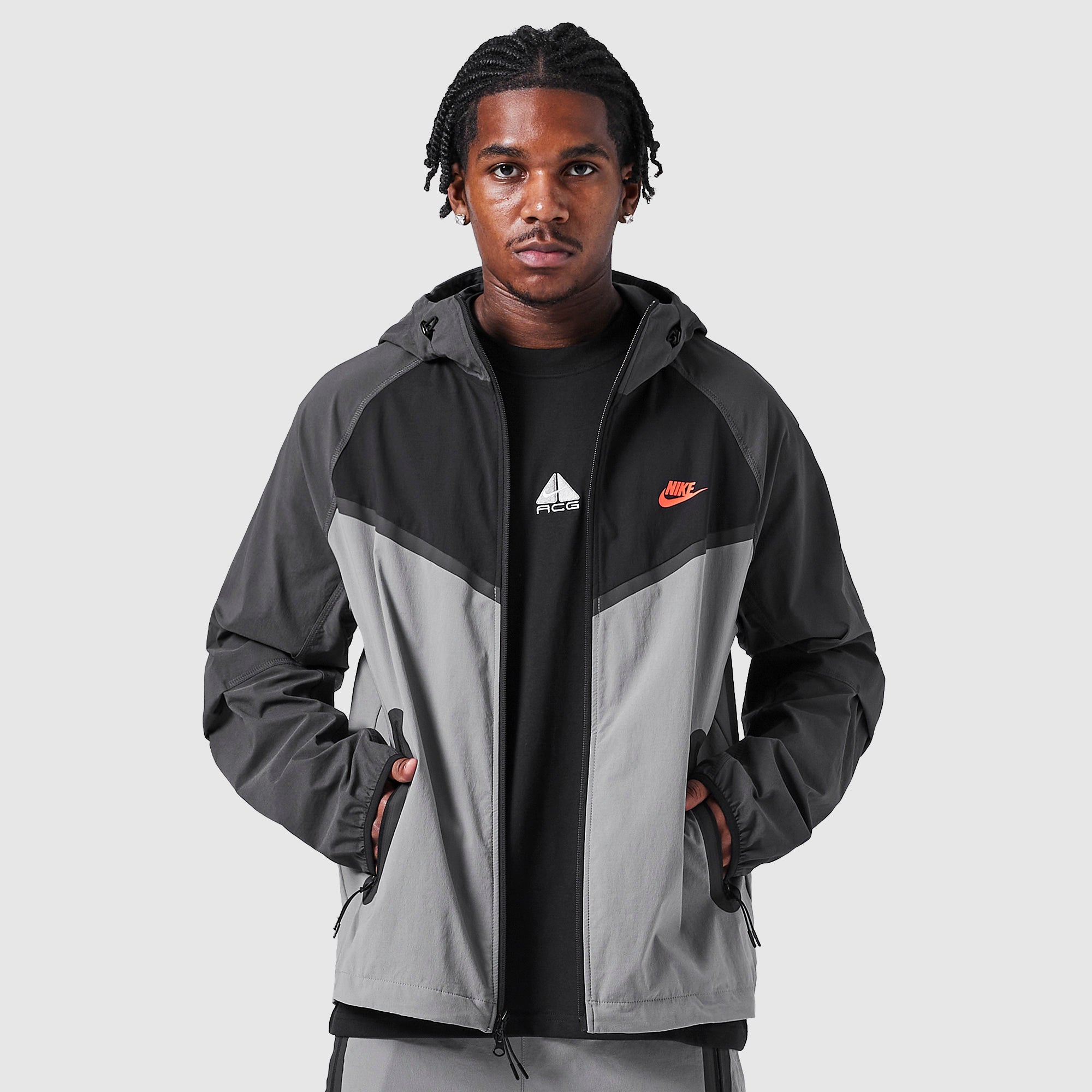 Nike Sportswear Tech Woven Full-Zip Windrunner Jacket - Smoke Grey