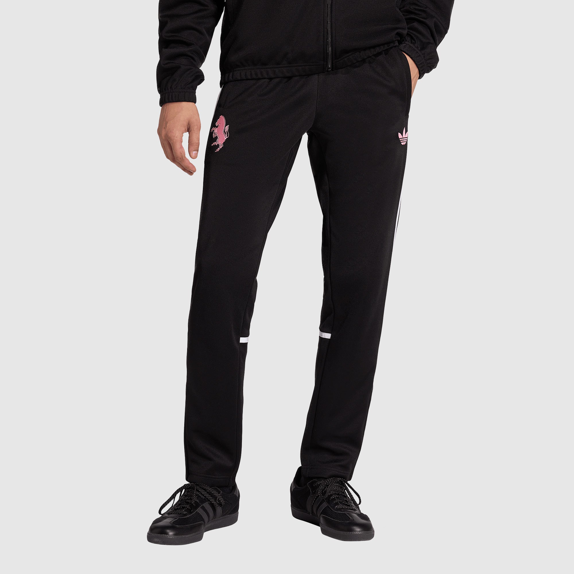 adidas Juventus 25/26 Lifestyler Track Pant - Black - Mens Replica
