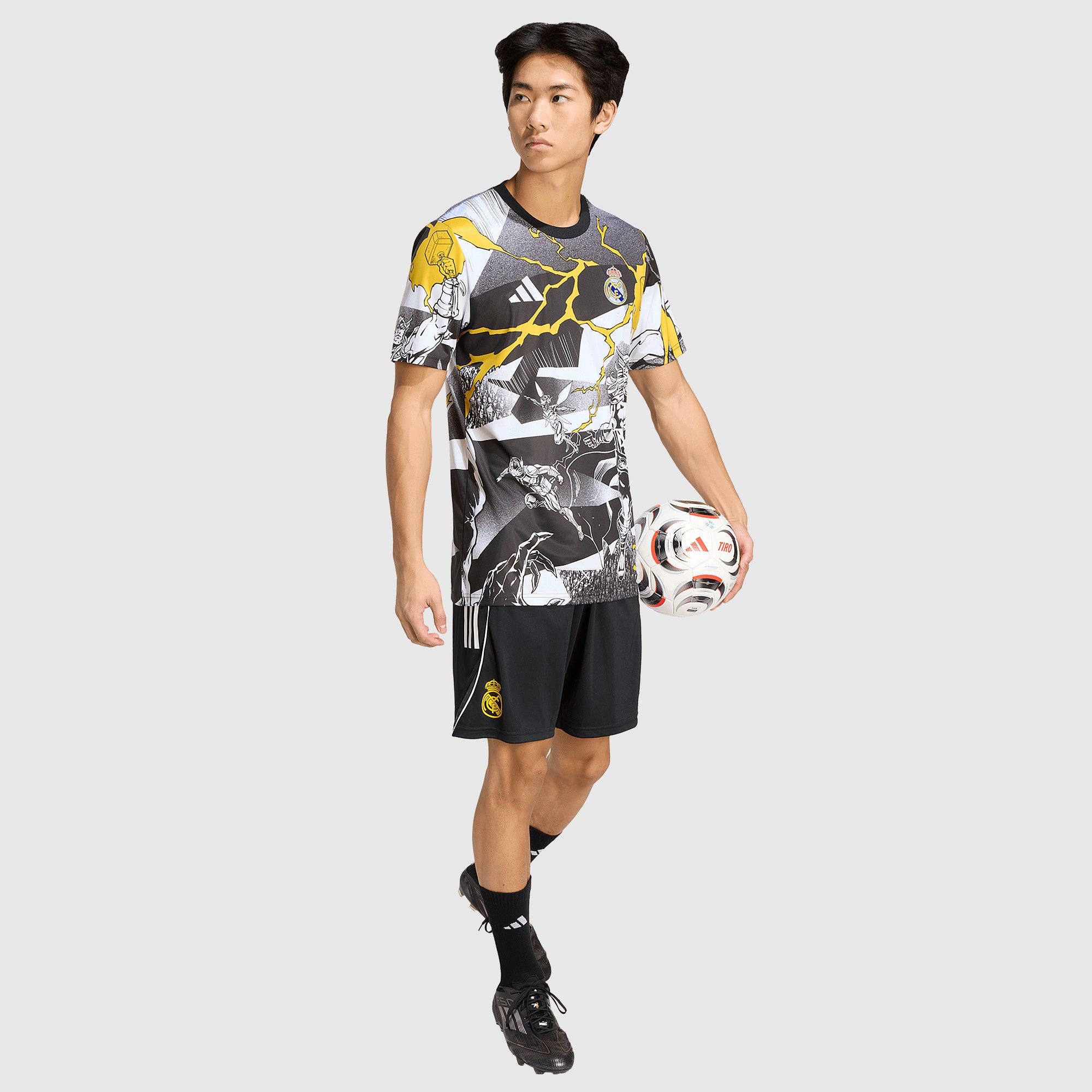 adidas Real Madrid 25/26 x Marvel Pre-Match Shirt - White/Black