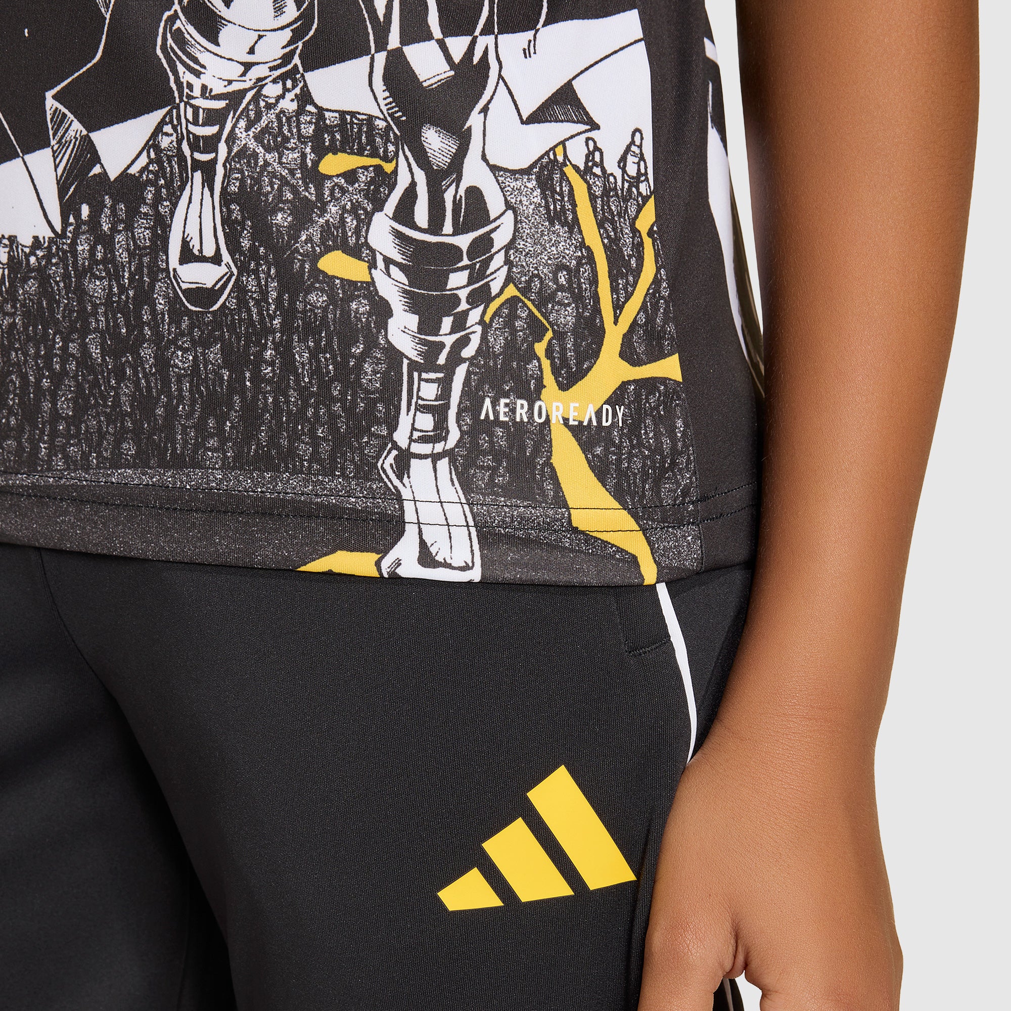 adidas Real Madrid 25/26 x Marvel Kids Pre-Match Shirt - White