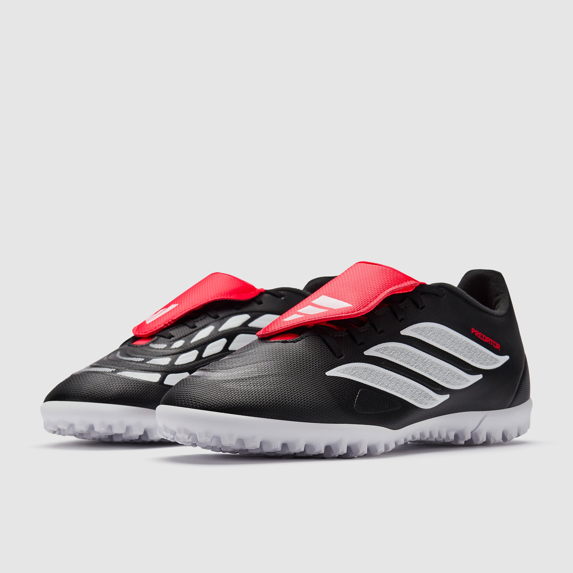 adidas Predator Club Tongue Turf - Core Black/Ftwr White/Lucid Red