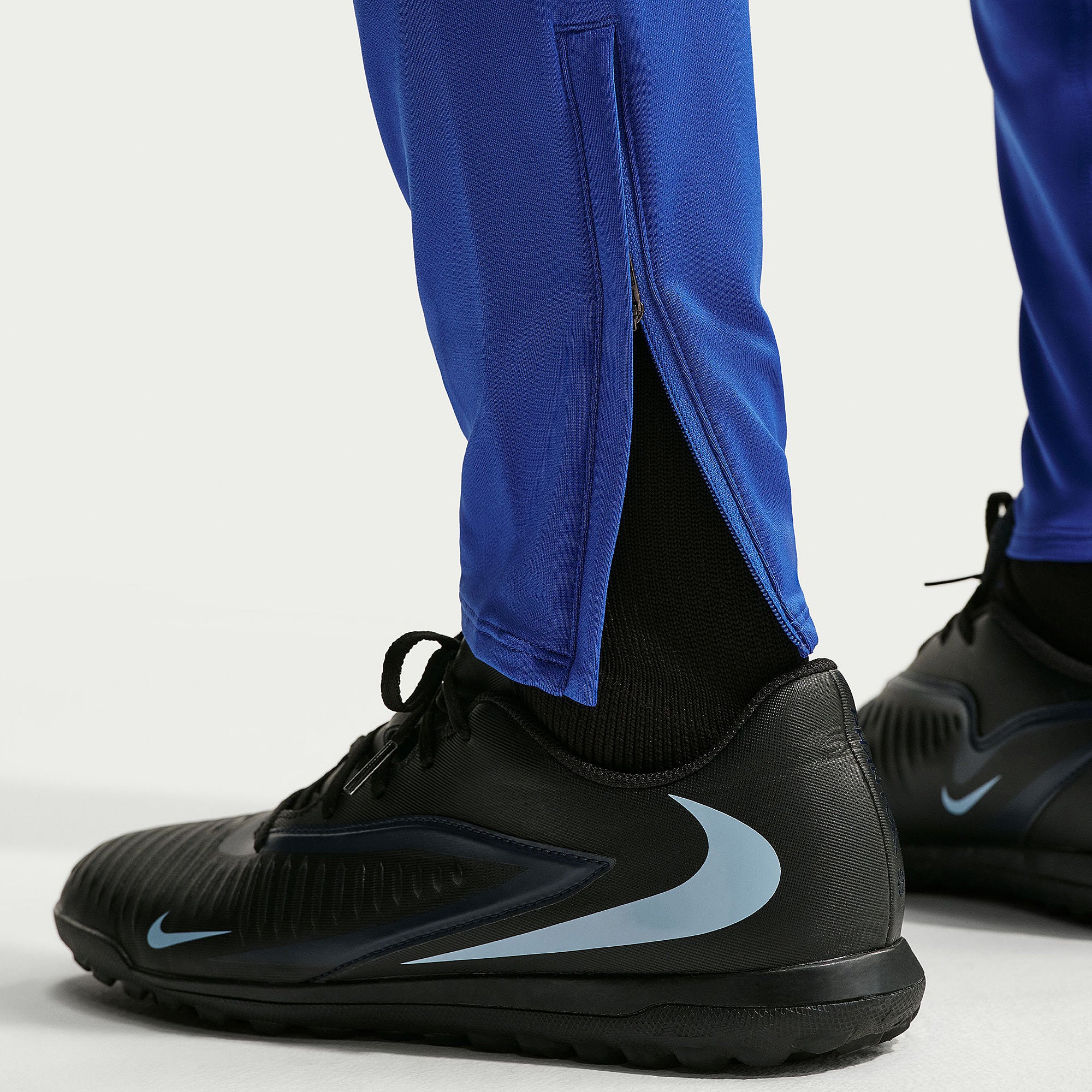 Nike France 2026 Dri-FIT Strike Pants - Game Royal/Blackened Blue