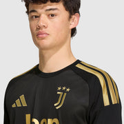 GALLERY_3